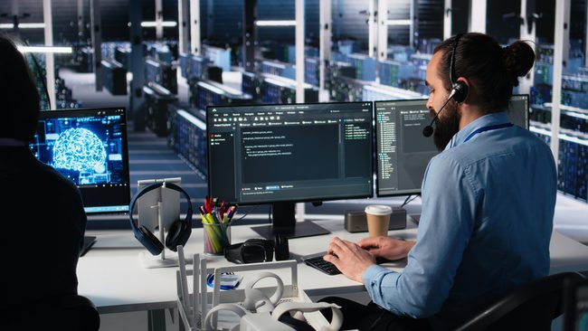 Managed service provider monitoring client endpoints on multiple screens