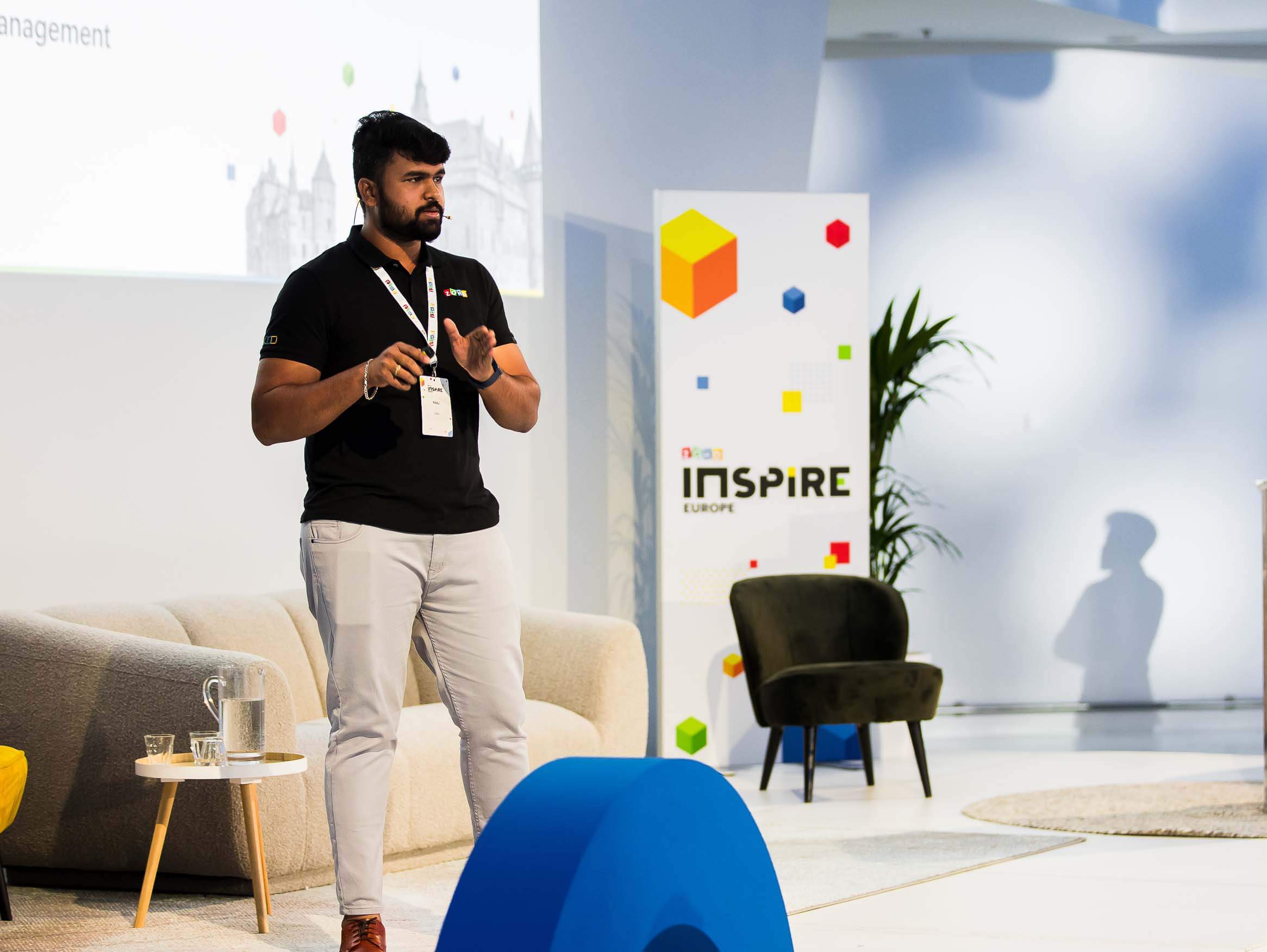 Zoho Inspire - Europe