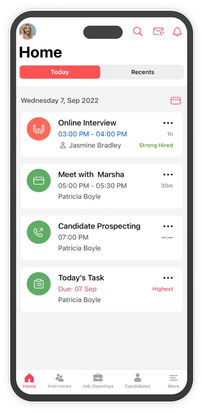 Mobile Applicant Tracking System - Zoho Recruit