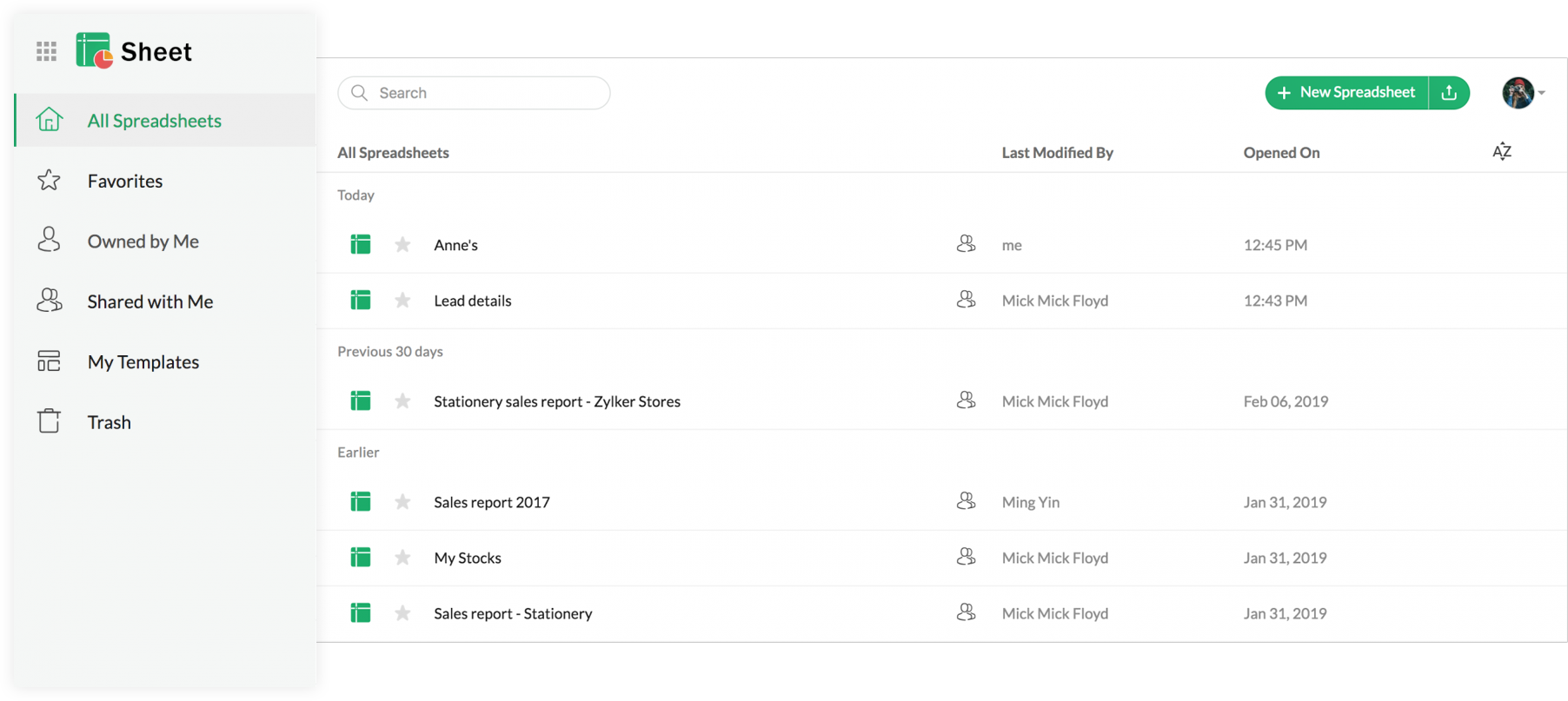 Zoho Sheet's listing page helps you organize your spreadsheets better.
